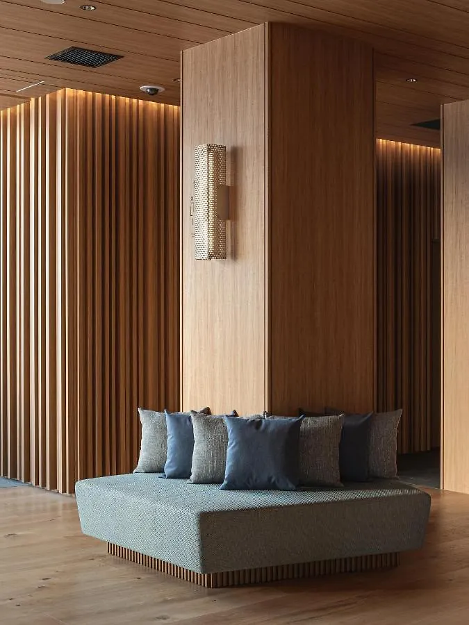 Bespoke Hotel סאפורו